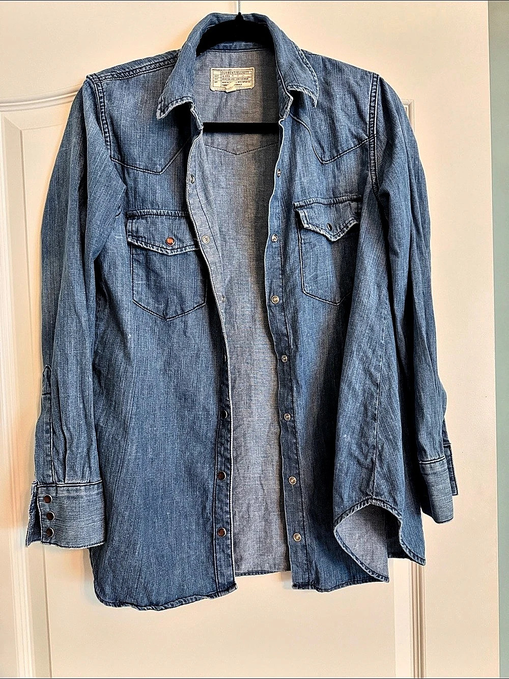 Hatch Denim Button Down Shirt in Blue Like New size 1